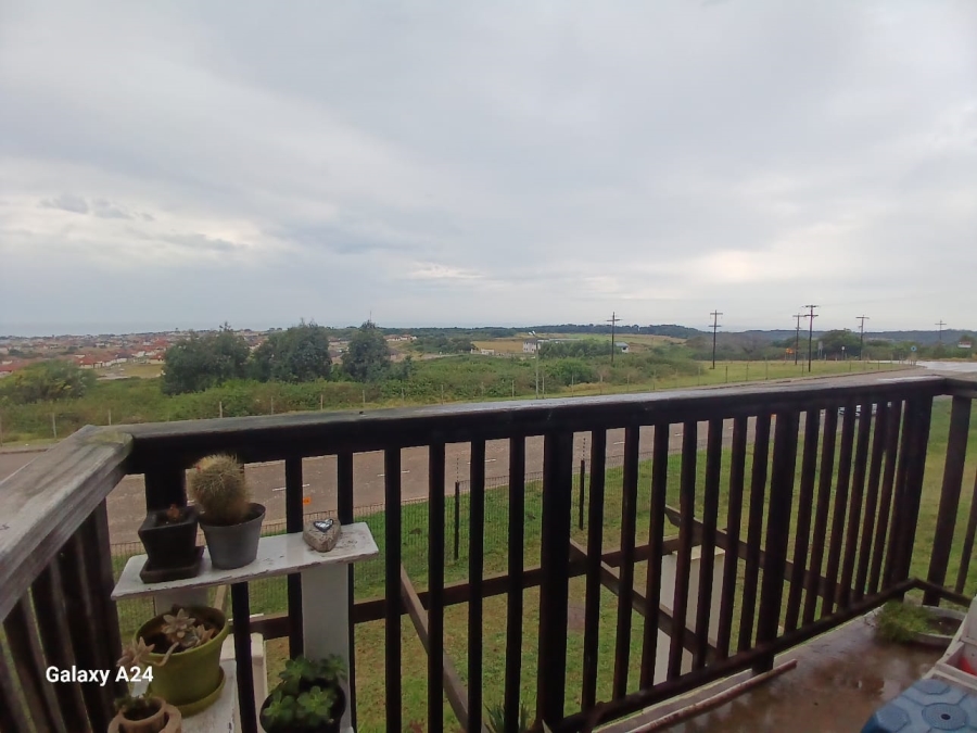 2 Bedroom Property for Sale in Kidds Beach Eastern Cape